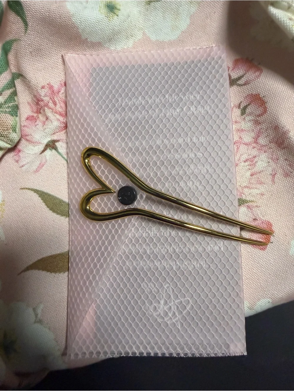 Deborah Pagani gold Heart Pin